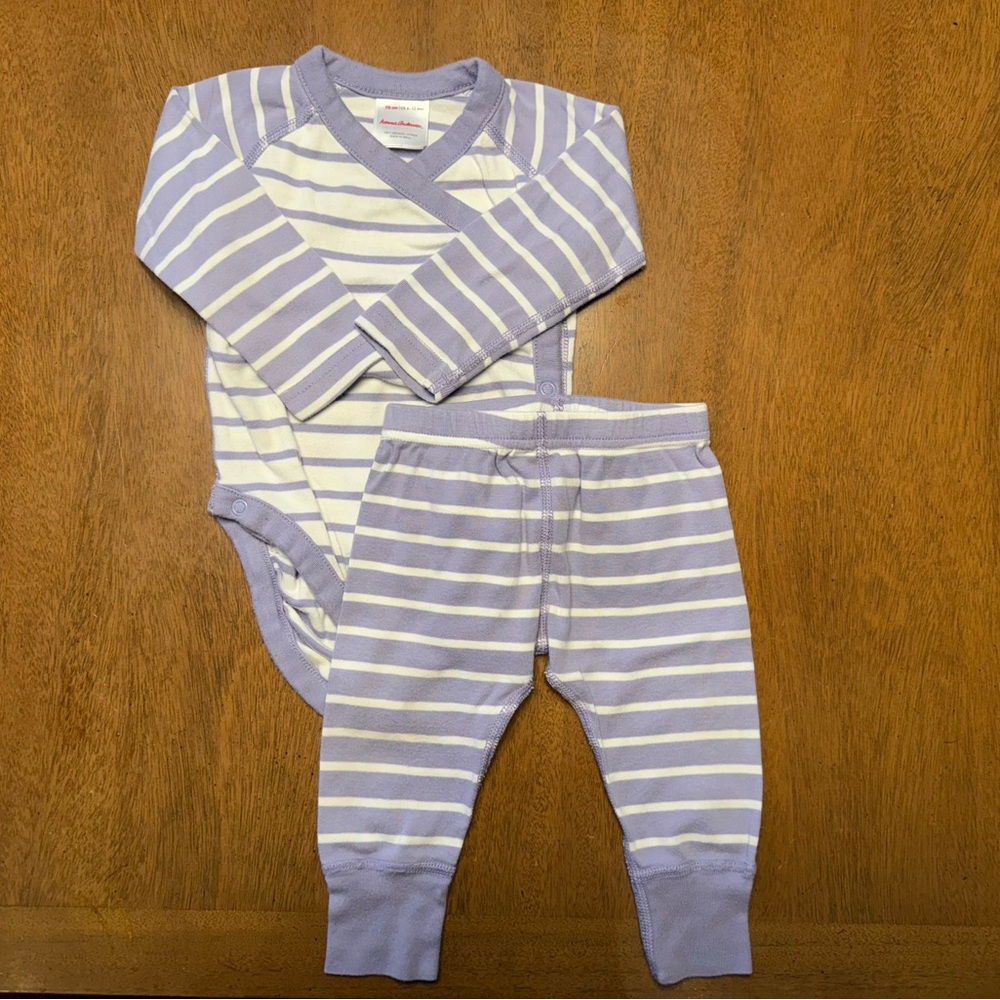 Hanna Andersson Organic Cotton Wiggle Set Bundle - Purple & Pink - Picture 5 of 7
